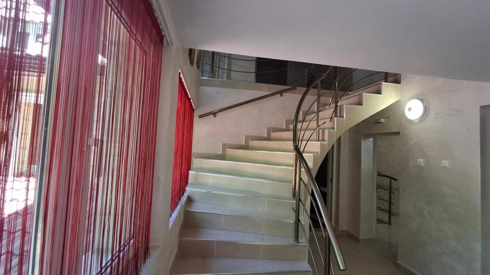Hotel & Restaurant Котел Экстерьер фото