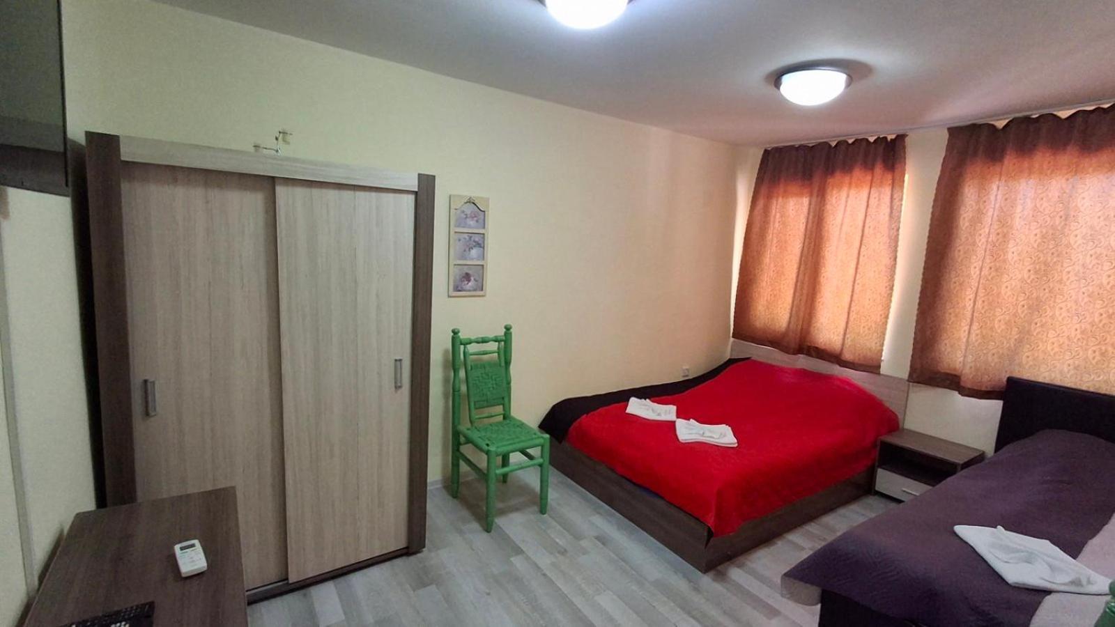 Hotel & Restaurant Котел Экстерьер фото