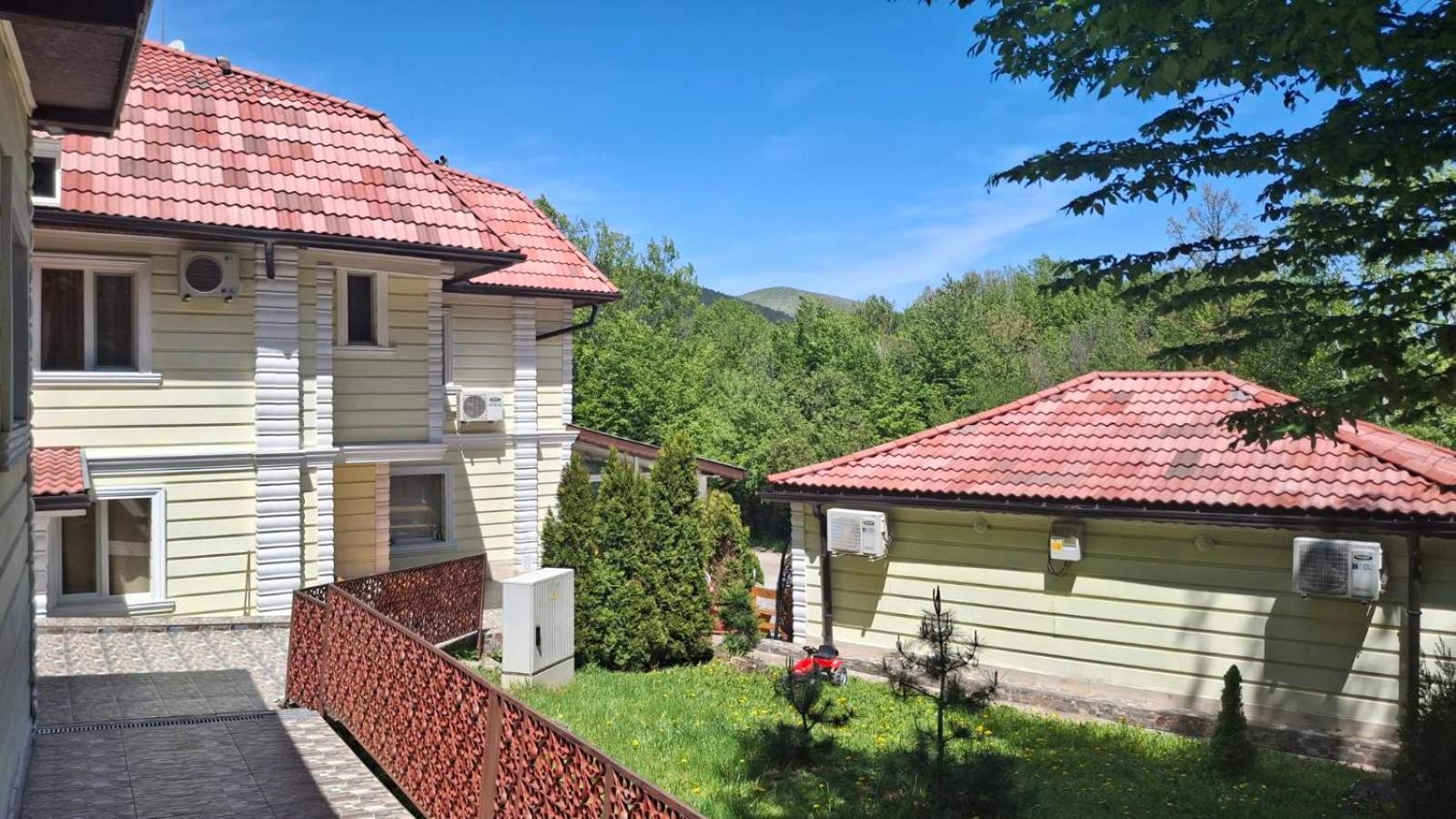 Hotel & Restaurant Котел Экстерьер фото