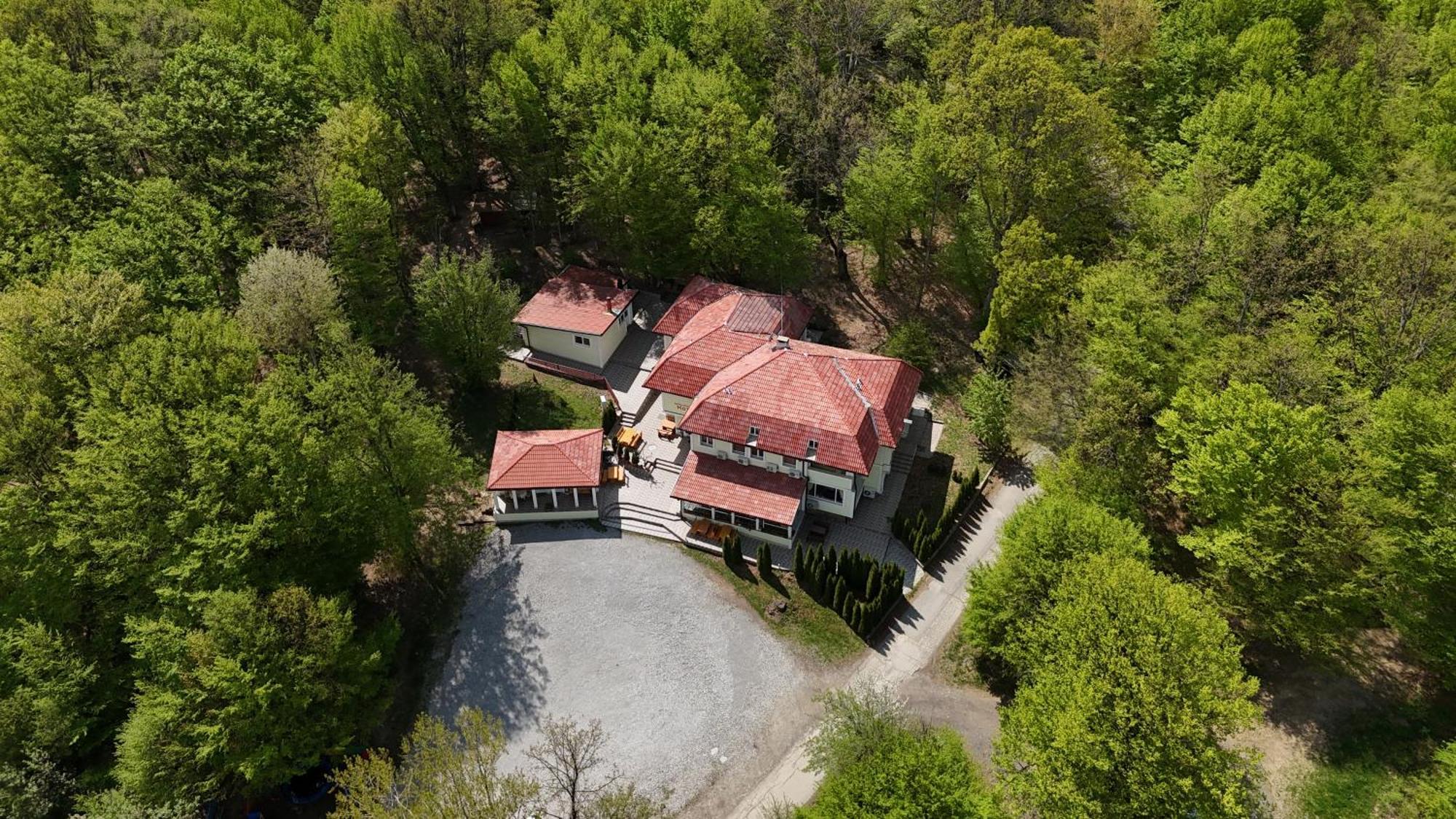 Hotel & Restaurant Котел Экстерьер фото